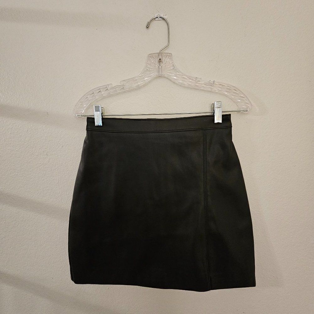 Hollister Vegan Leather Mini Skirt Sz S